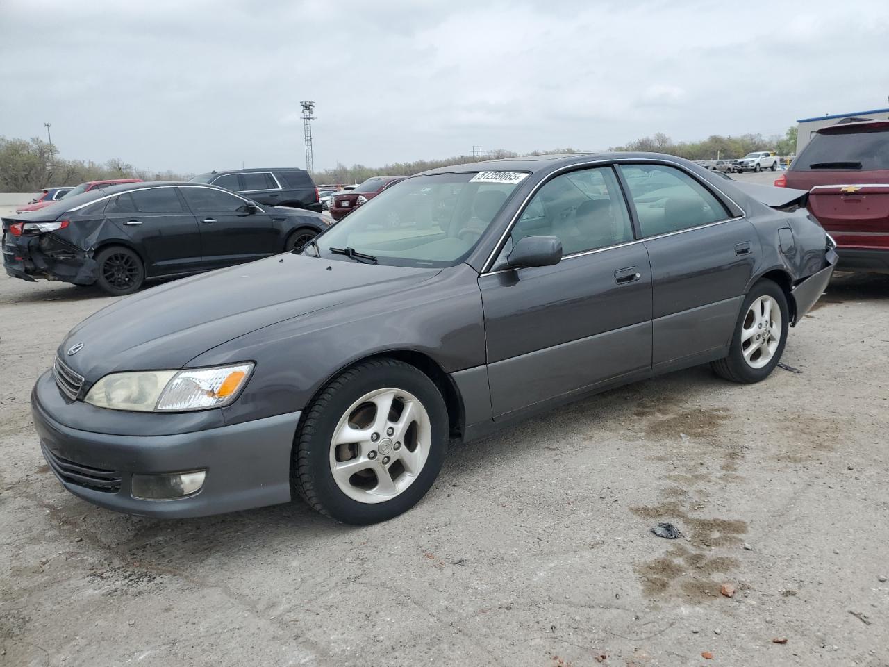 LEXUS ES 300 2001