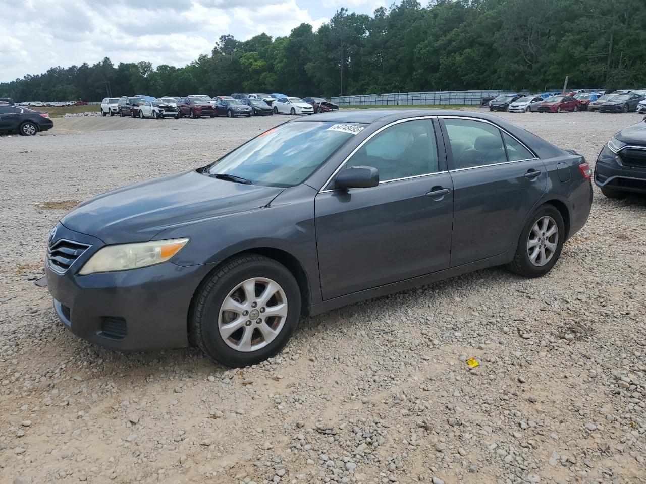 TOYOTA CAMRY BASE 2011