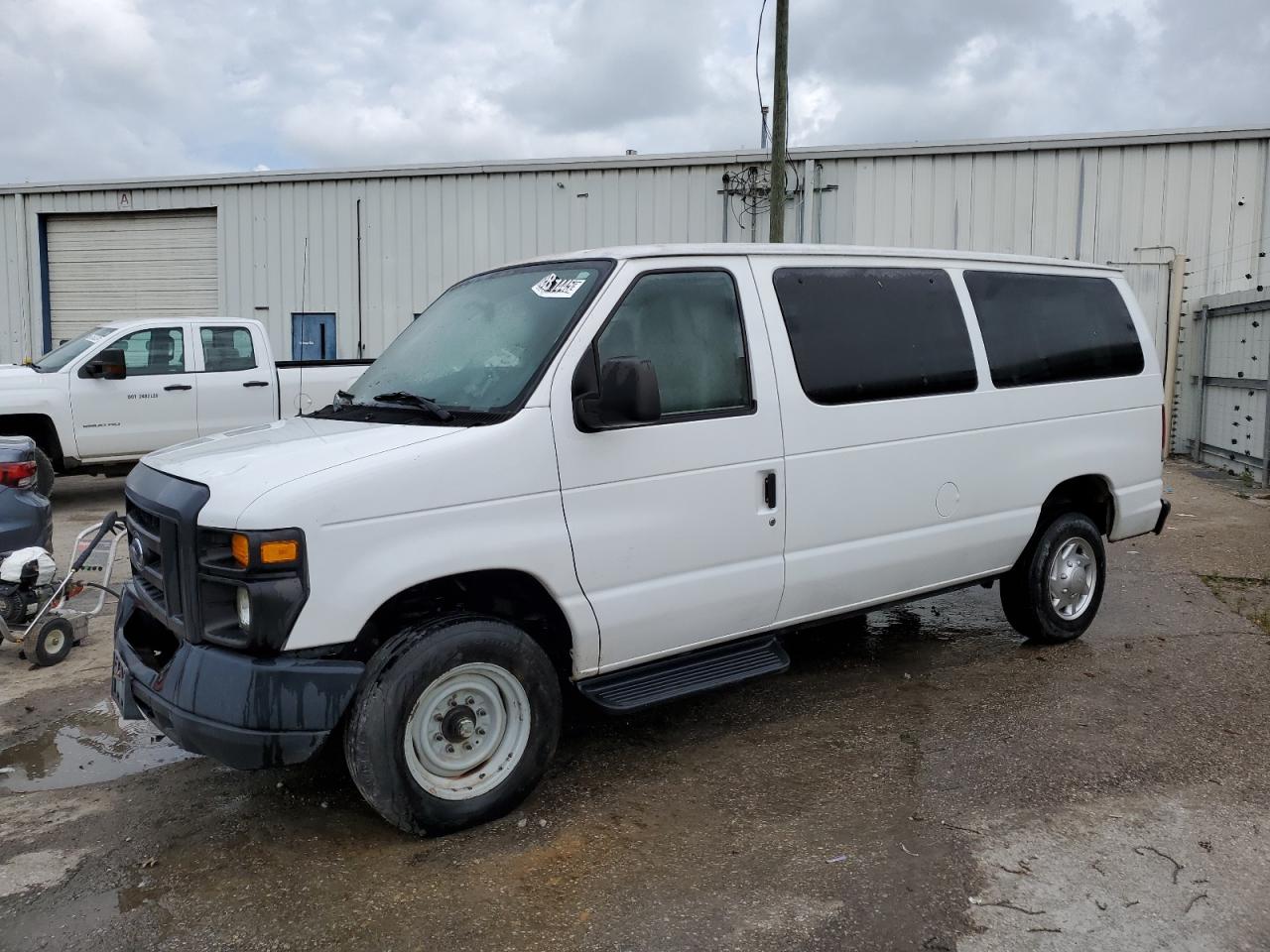 FORD ECONOLINE 2013