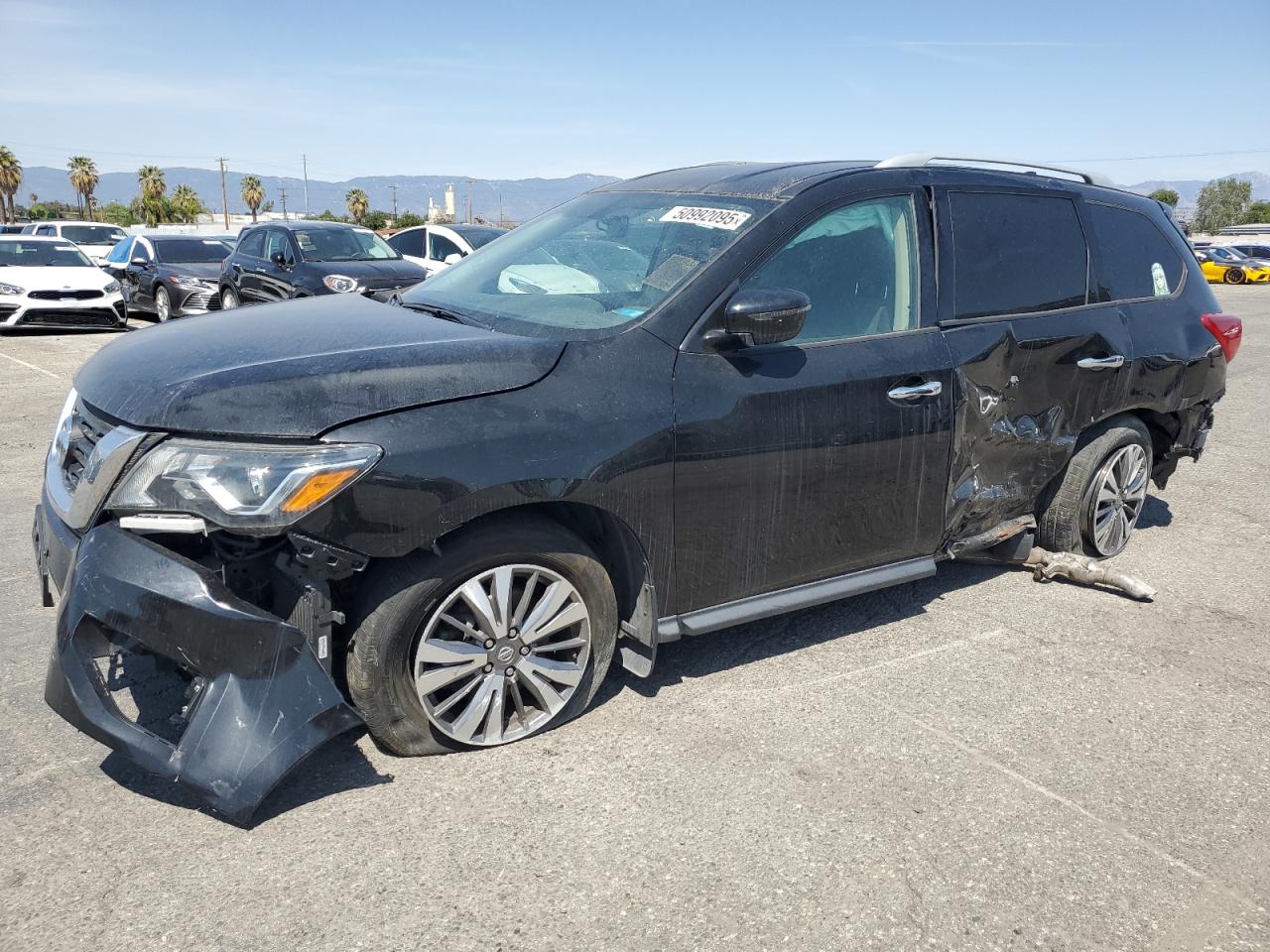 NISSAN PATHFINDER 2020