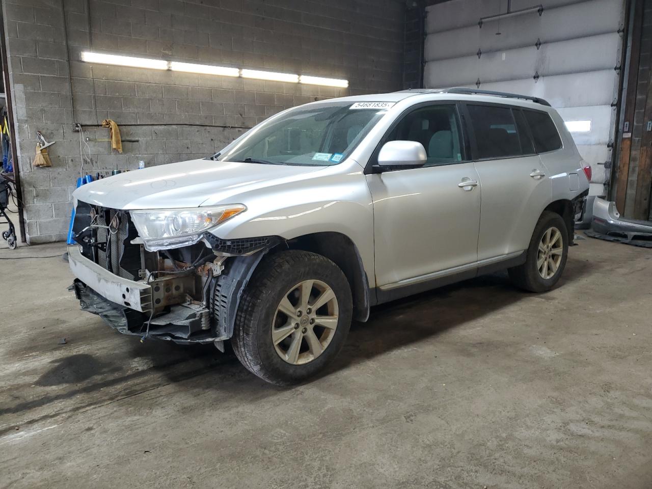 TOYOTA HIGHLANDER 2012