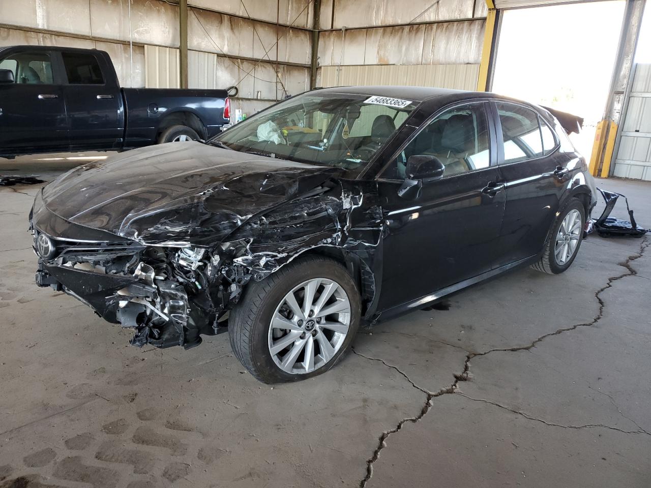 TOYOTA CAMRY LE 2023