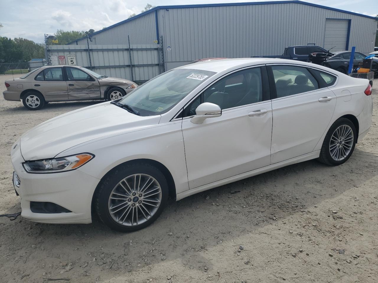 FORD FUSION SE 2014