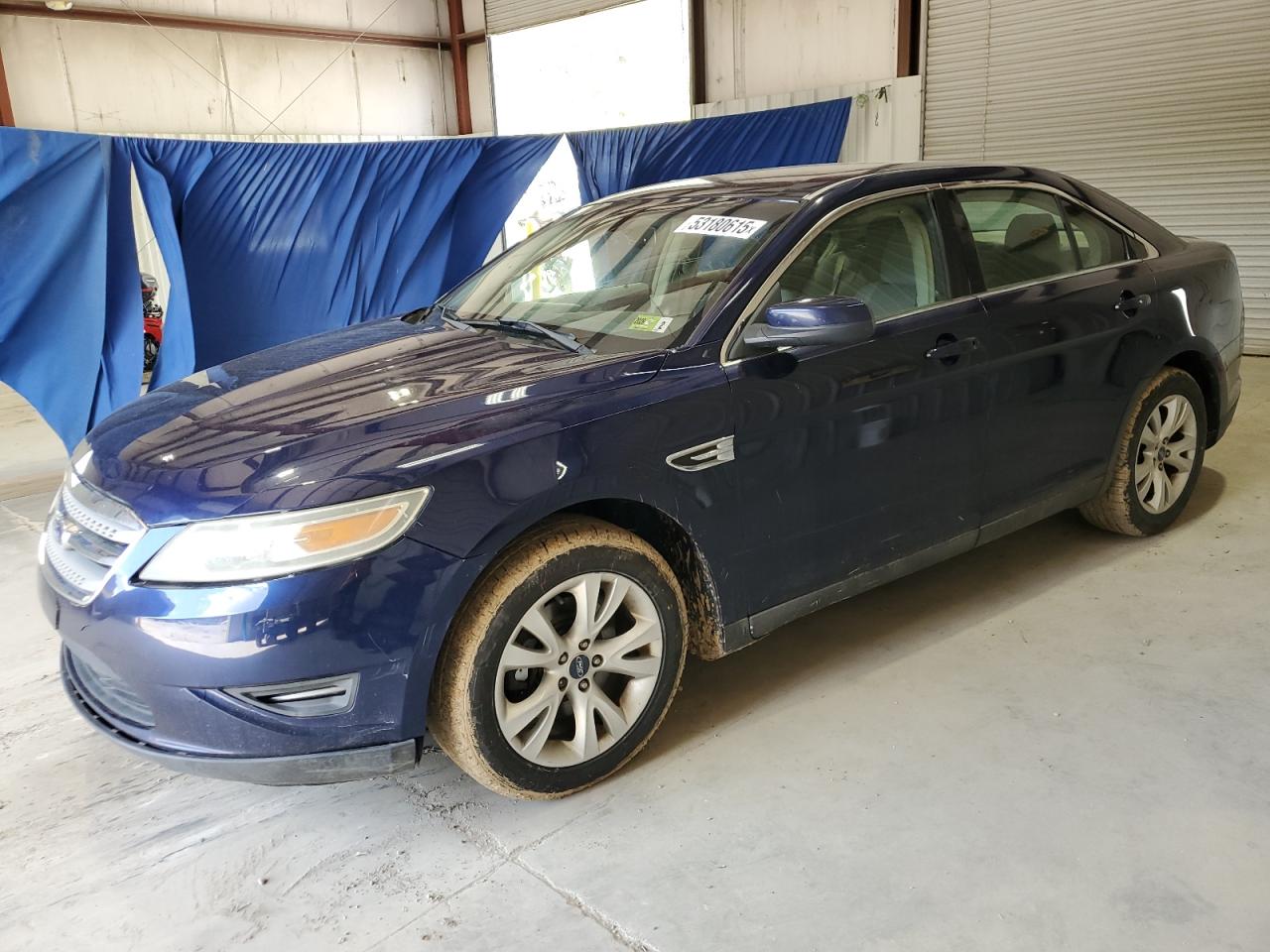 FORD TAURUS SEL 2011