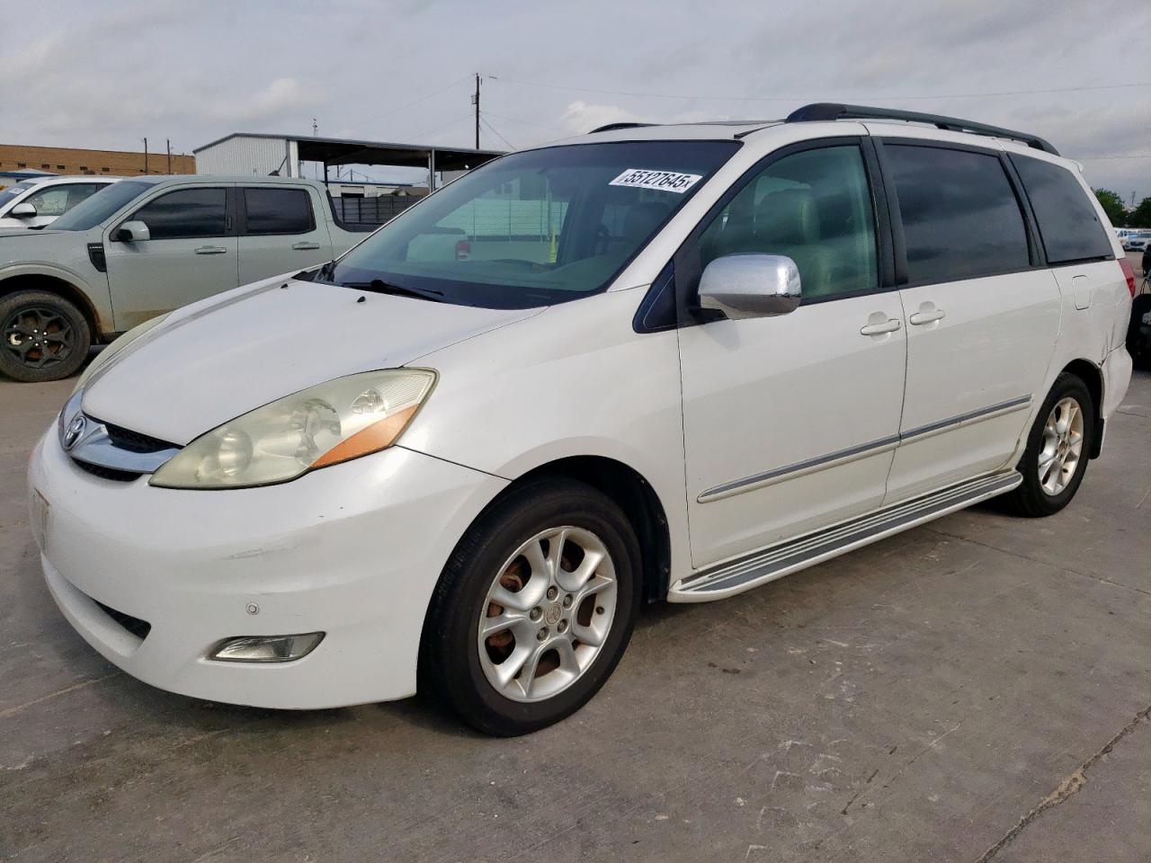 TOYOTA SIENNA XLE 2006