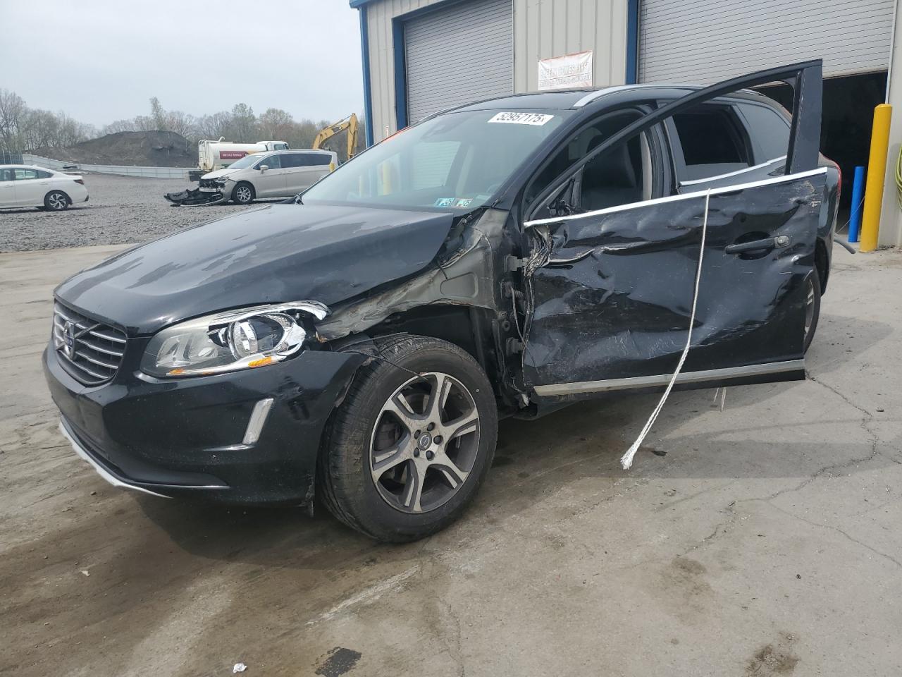 VOLVO XC60 T6 PR 2015