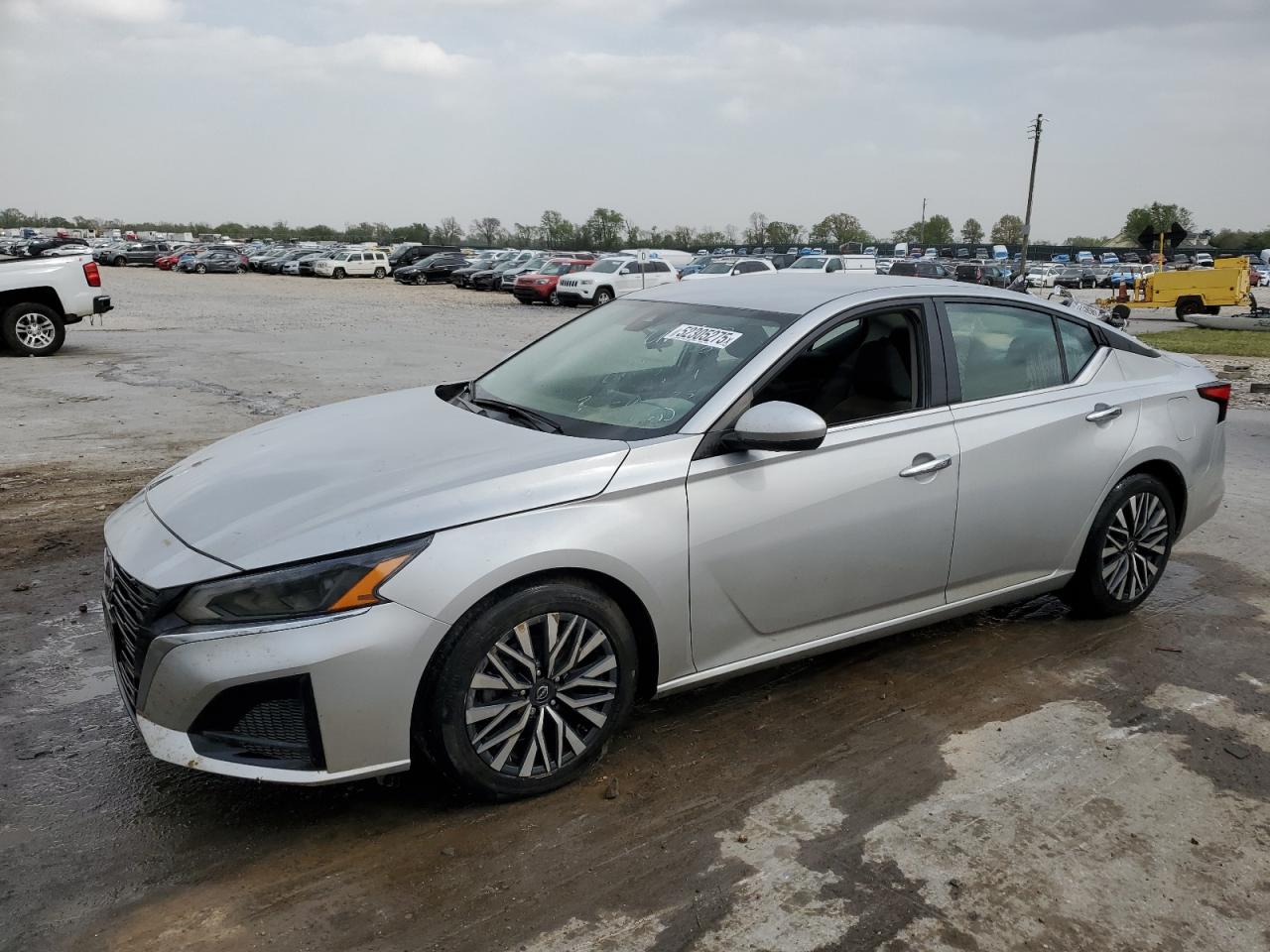 NISSAN ALTIMA SV 2023