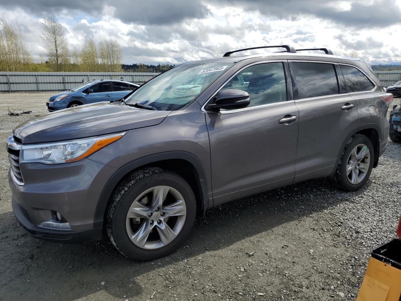 TOYOTA HIGHLANDER 2015