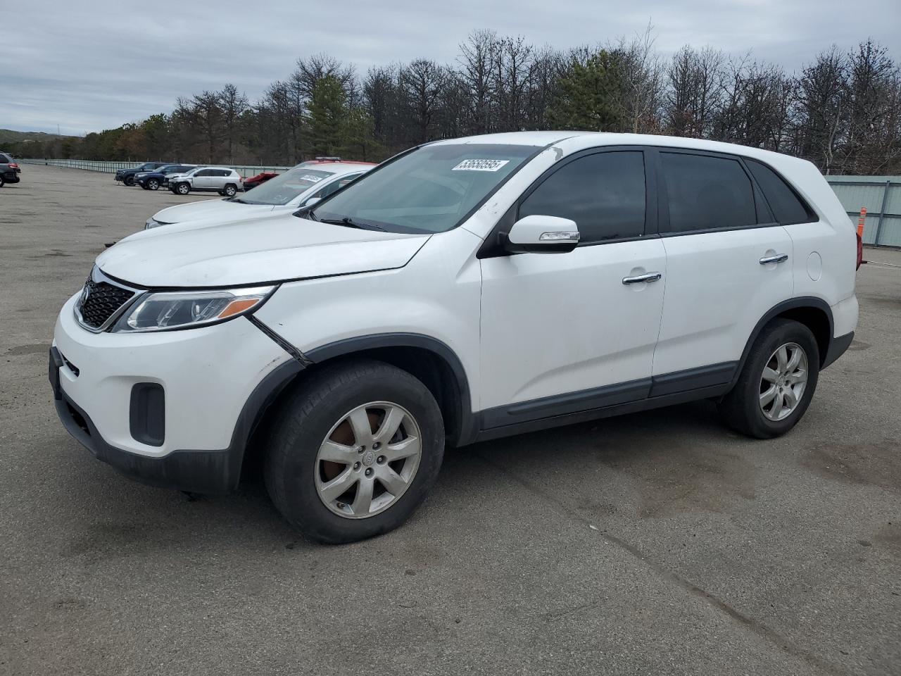 KIA SORENTO LX 2014