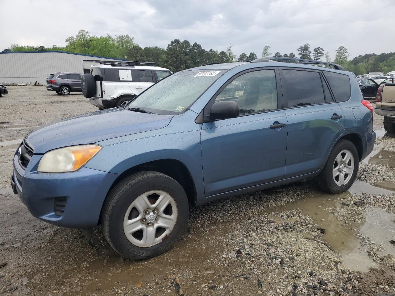 TOYOTA RAV4 2011