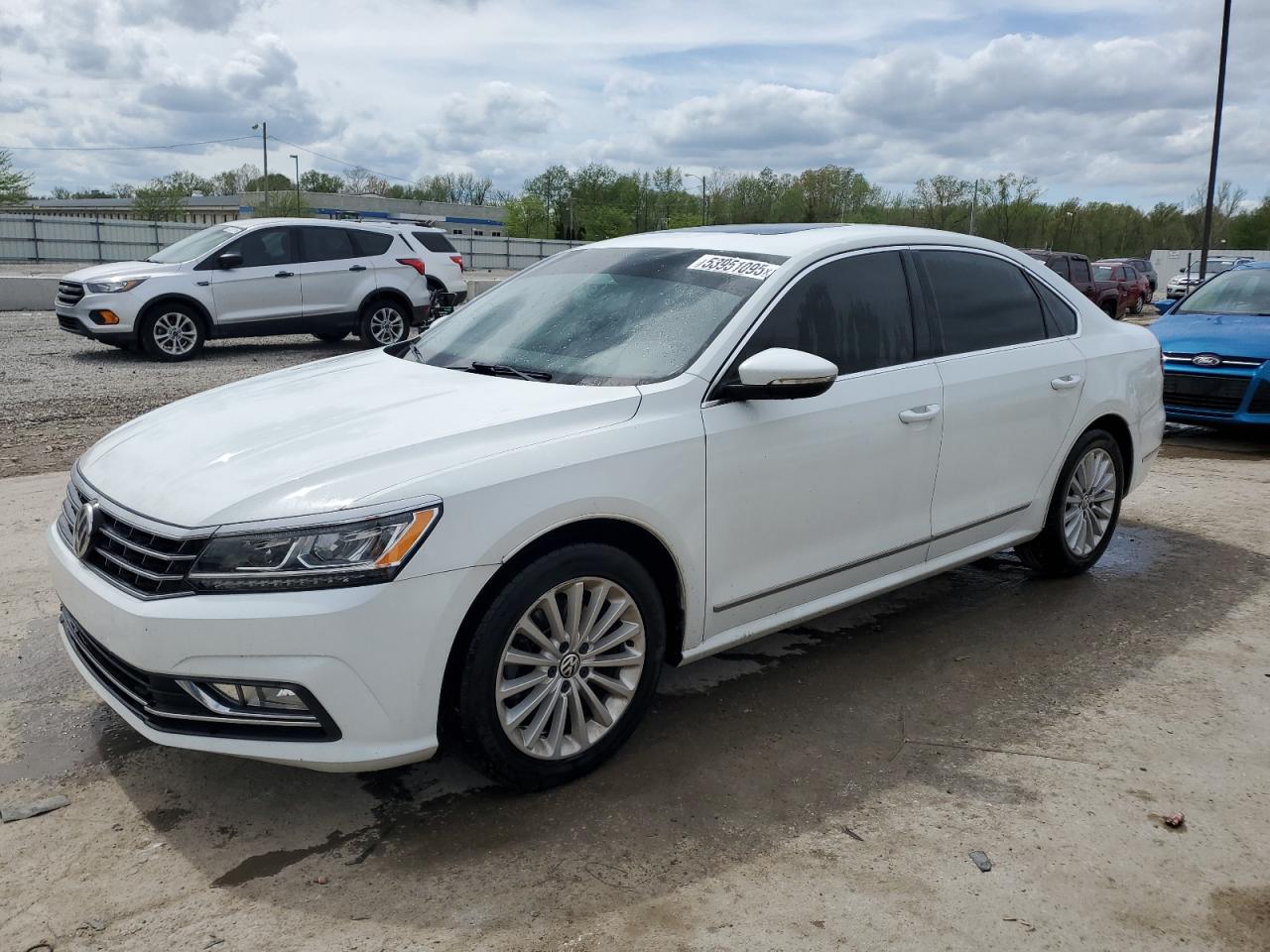 VOLKSWAGEN PASSAT SE 2016