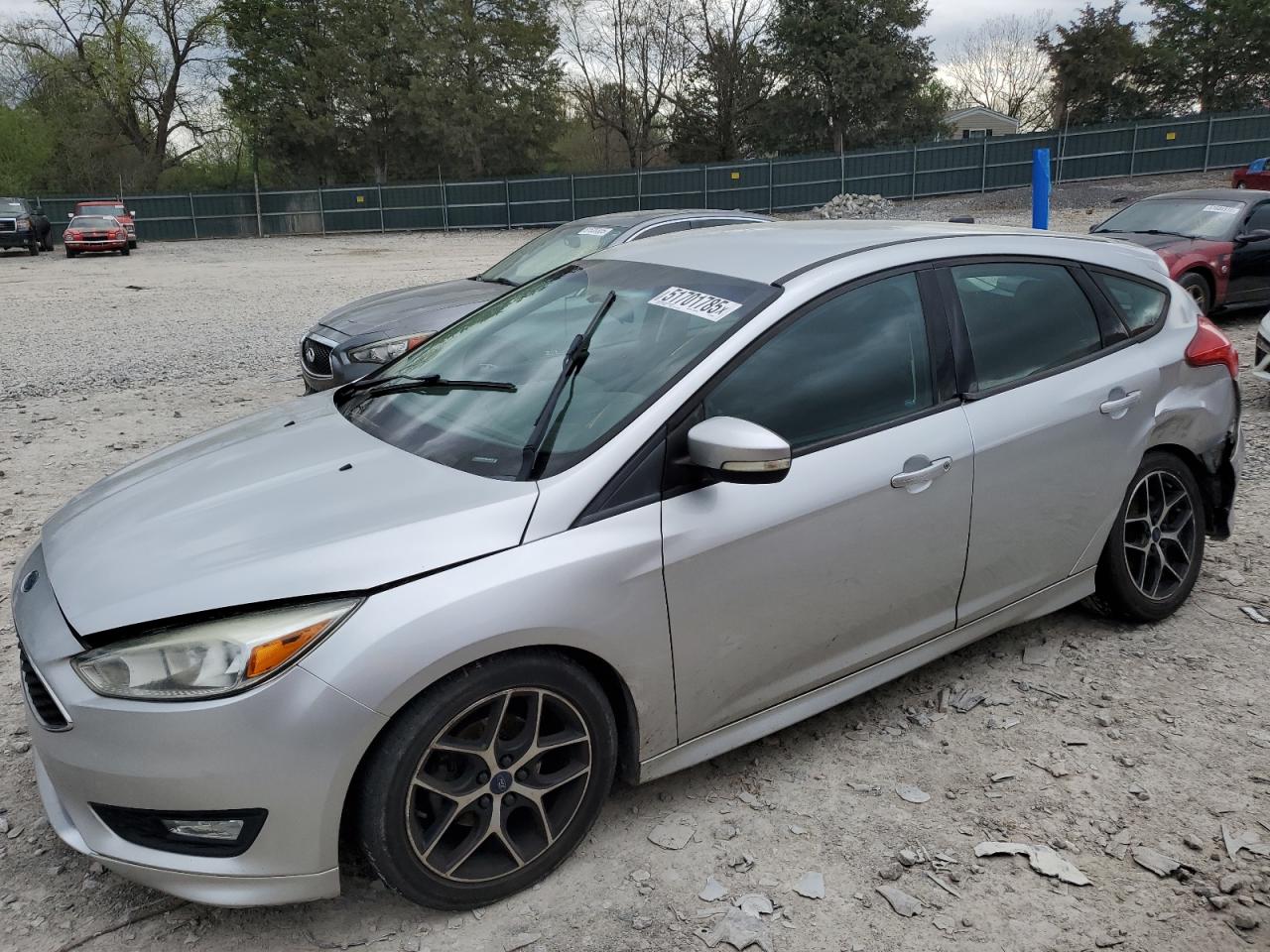 FORD FOCUS SE 2015