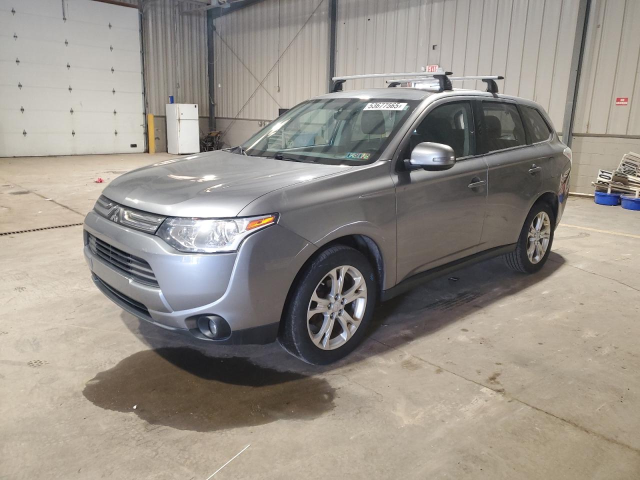MITSUBISHI OUTLANDER 2014