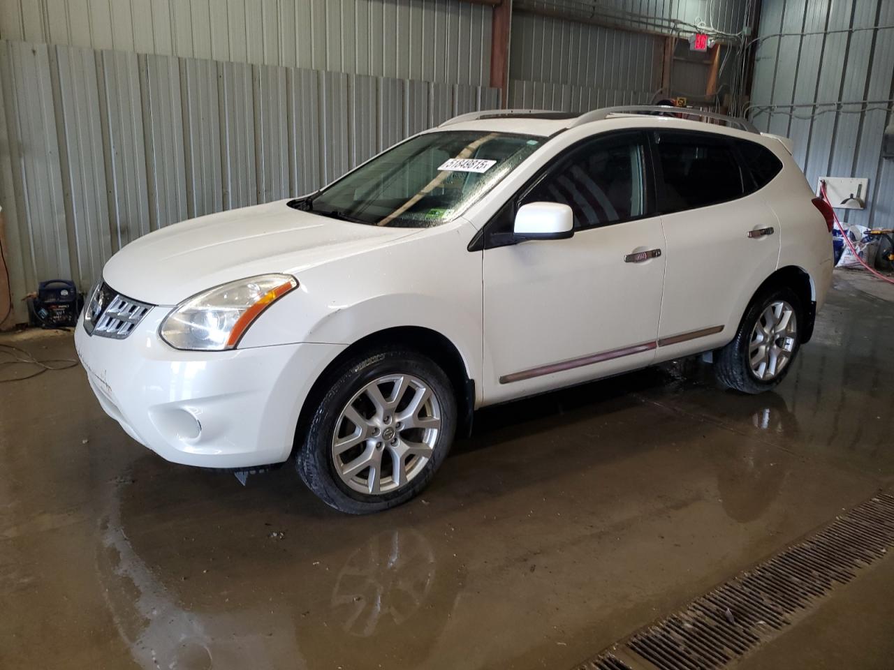 NISSAN ROGUE S 2011