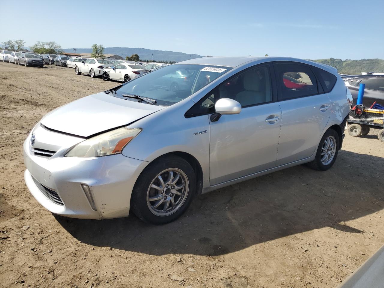 TOYOTA PRIUS V 2014