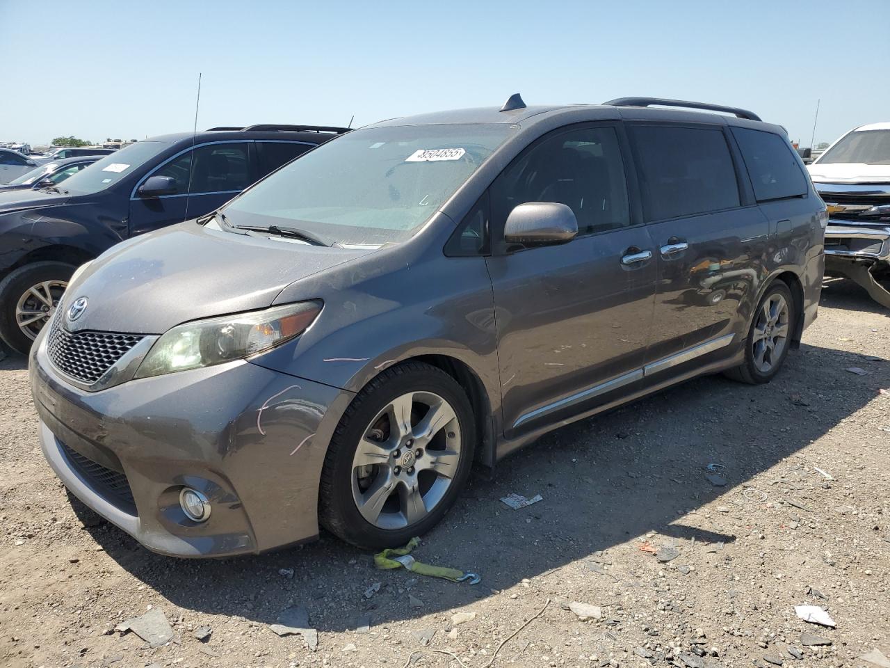 TOYOTA SIENNA SPO 2012