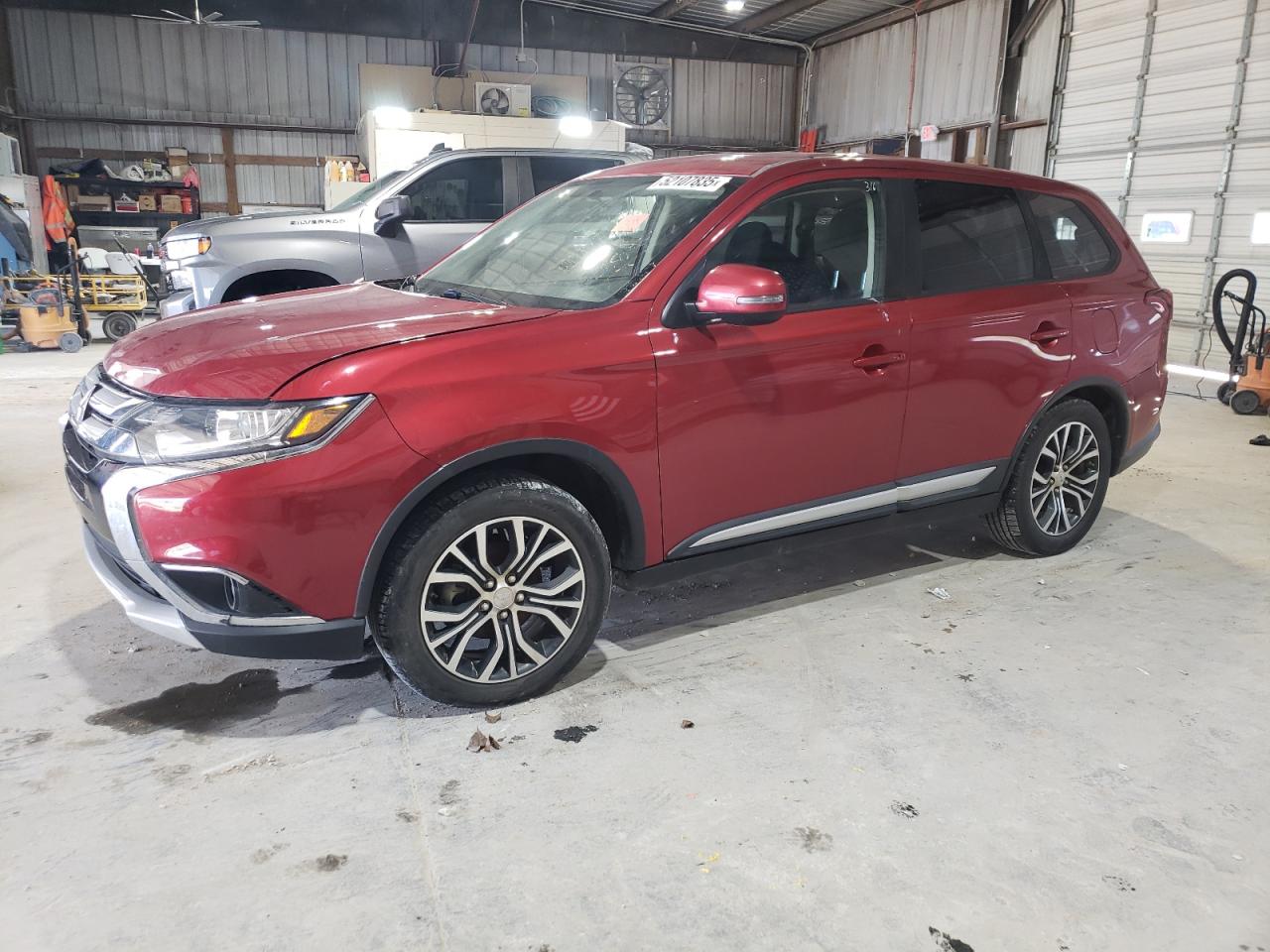MITSUBISHI OUTLANDER 2017