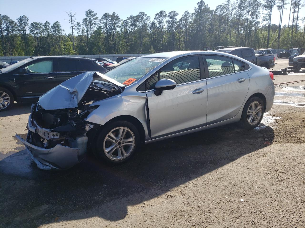 CHEVROLET CRUZE 2018