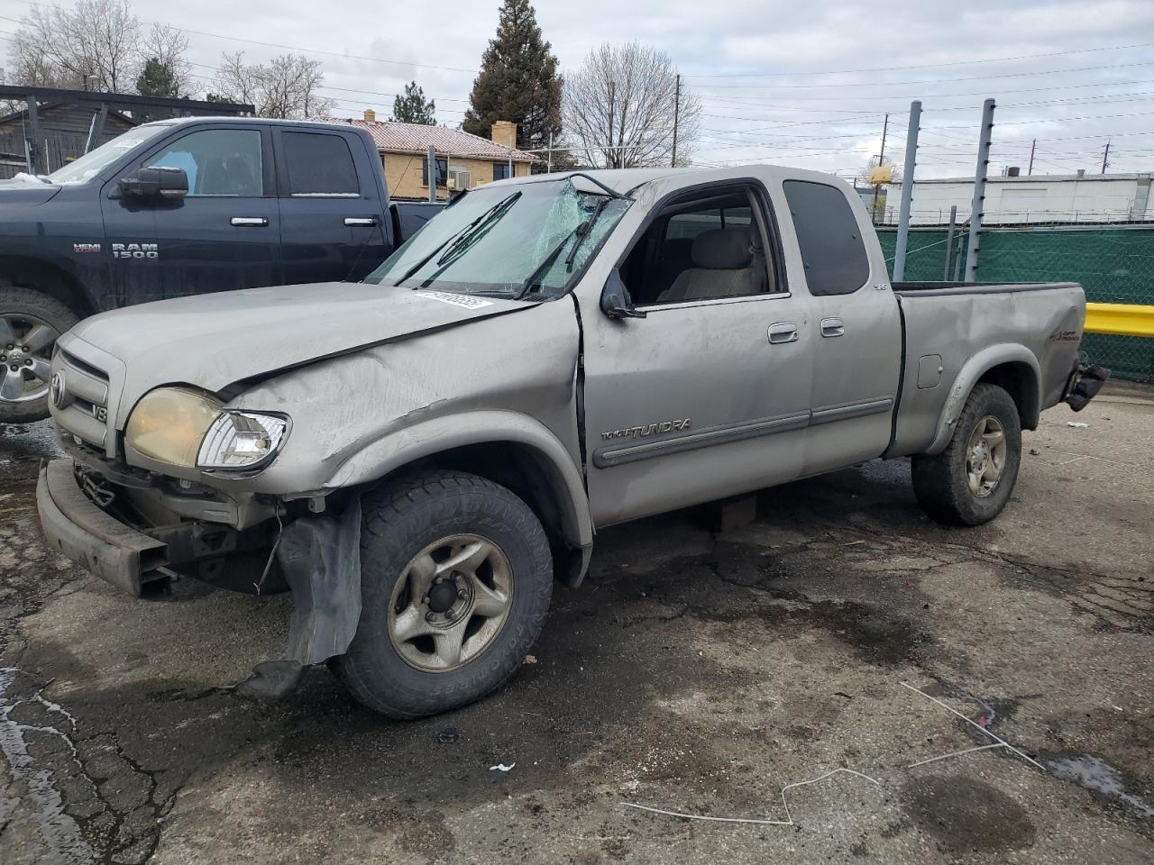 TOYOTA TUNDRA ACC 2003