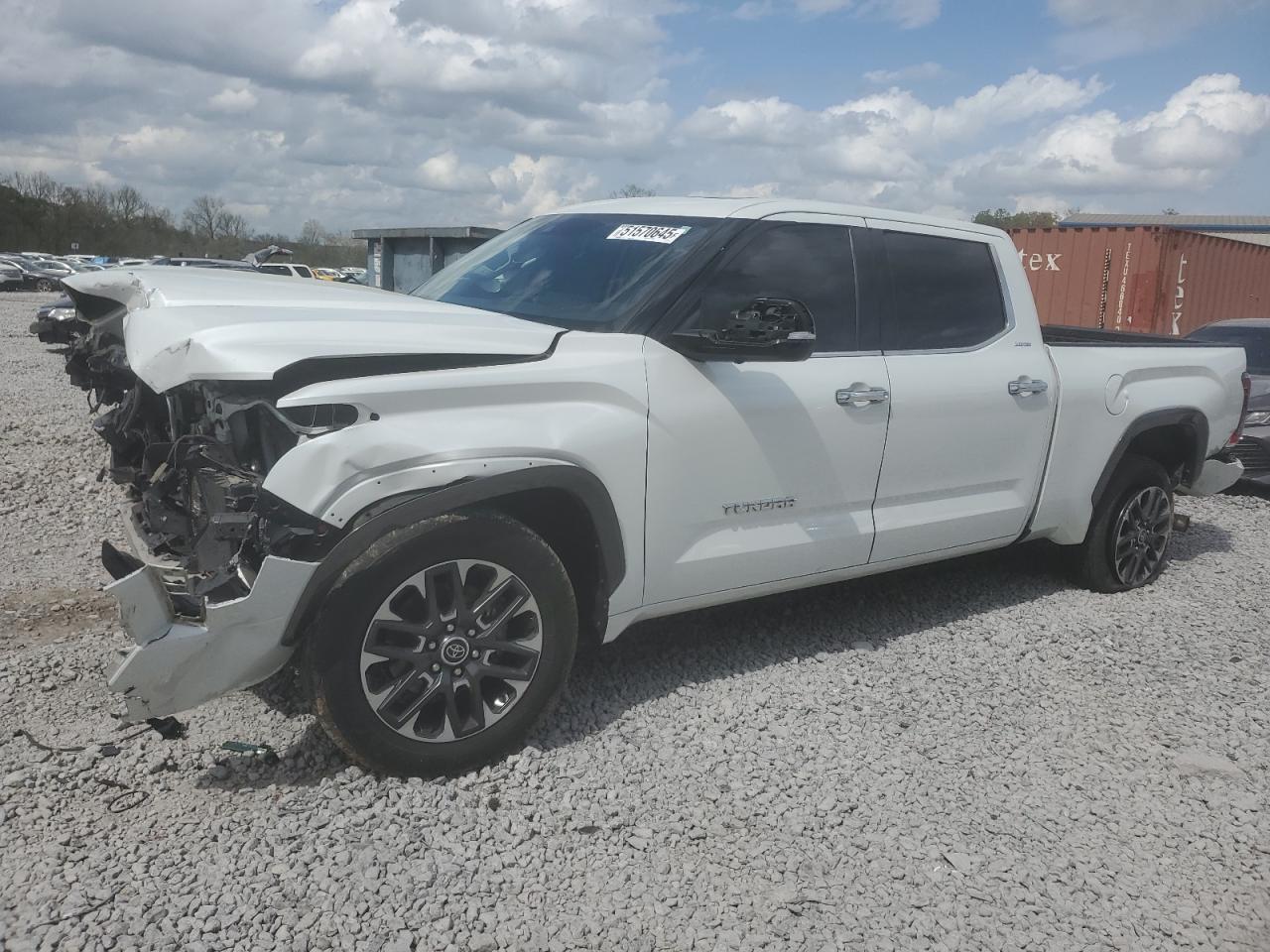TOYOTA TUNDRA CRE 2022