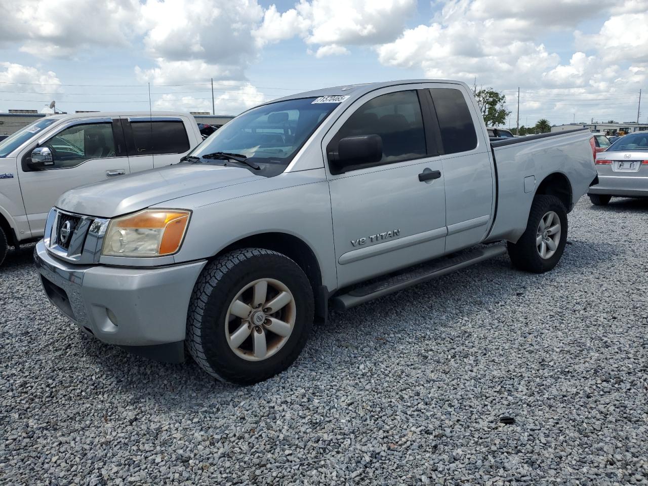 NISSAN TITAN S 2014