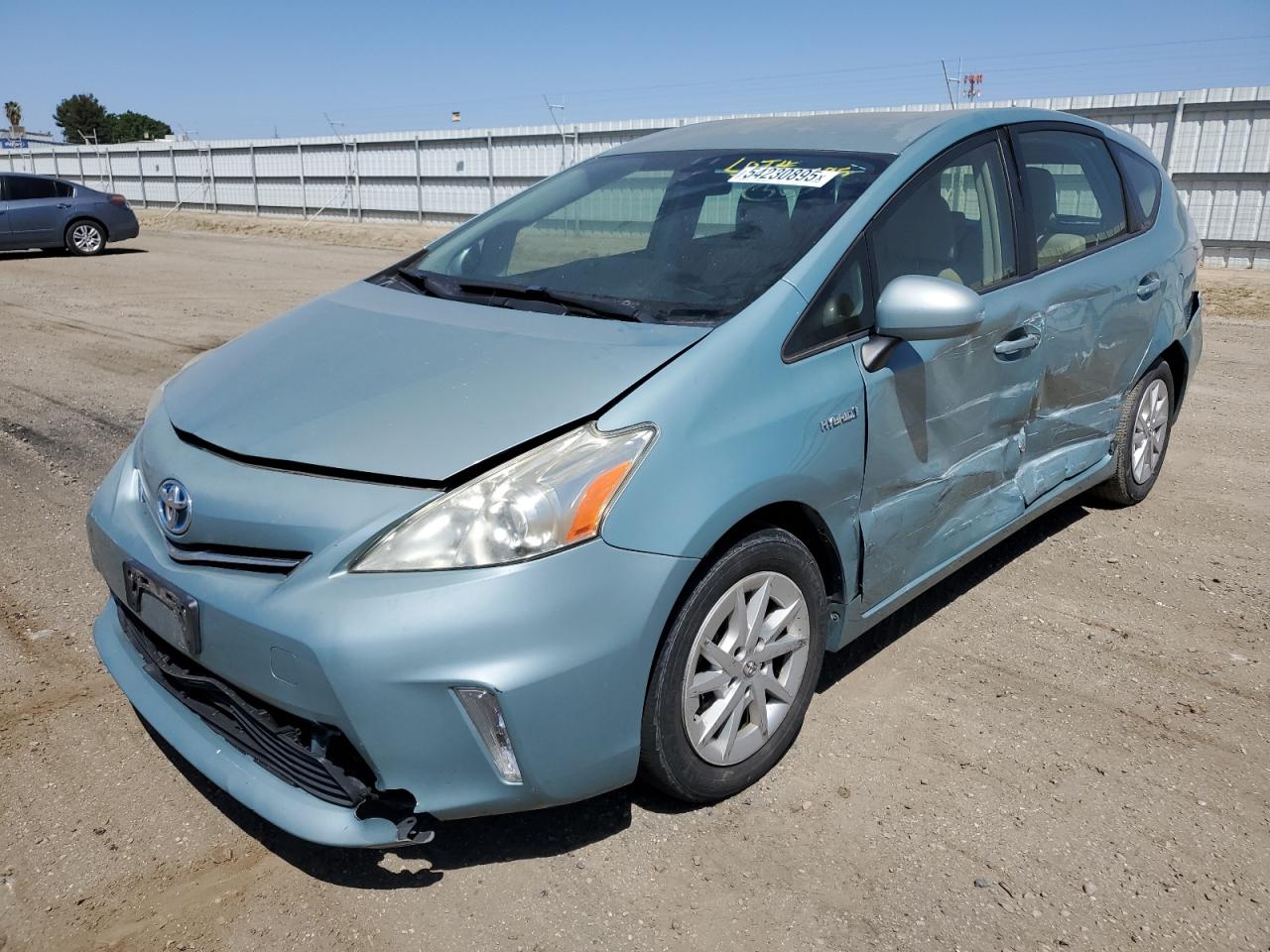 TOYOTA PRIUS V 2013