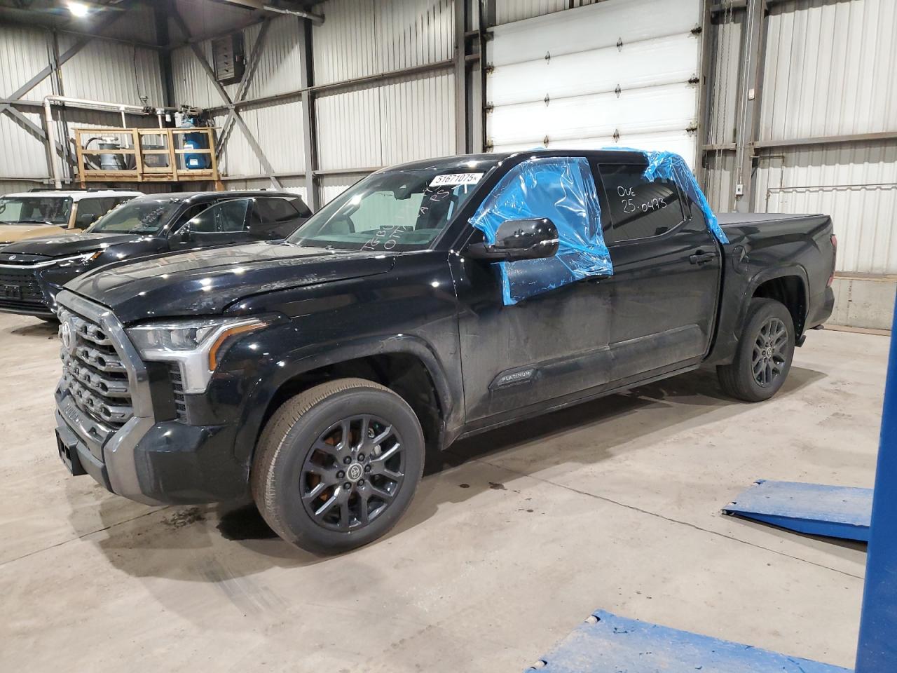 TOYOTA TUNDRA CRE 2024