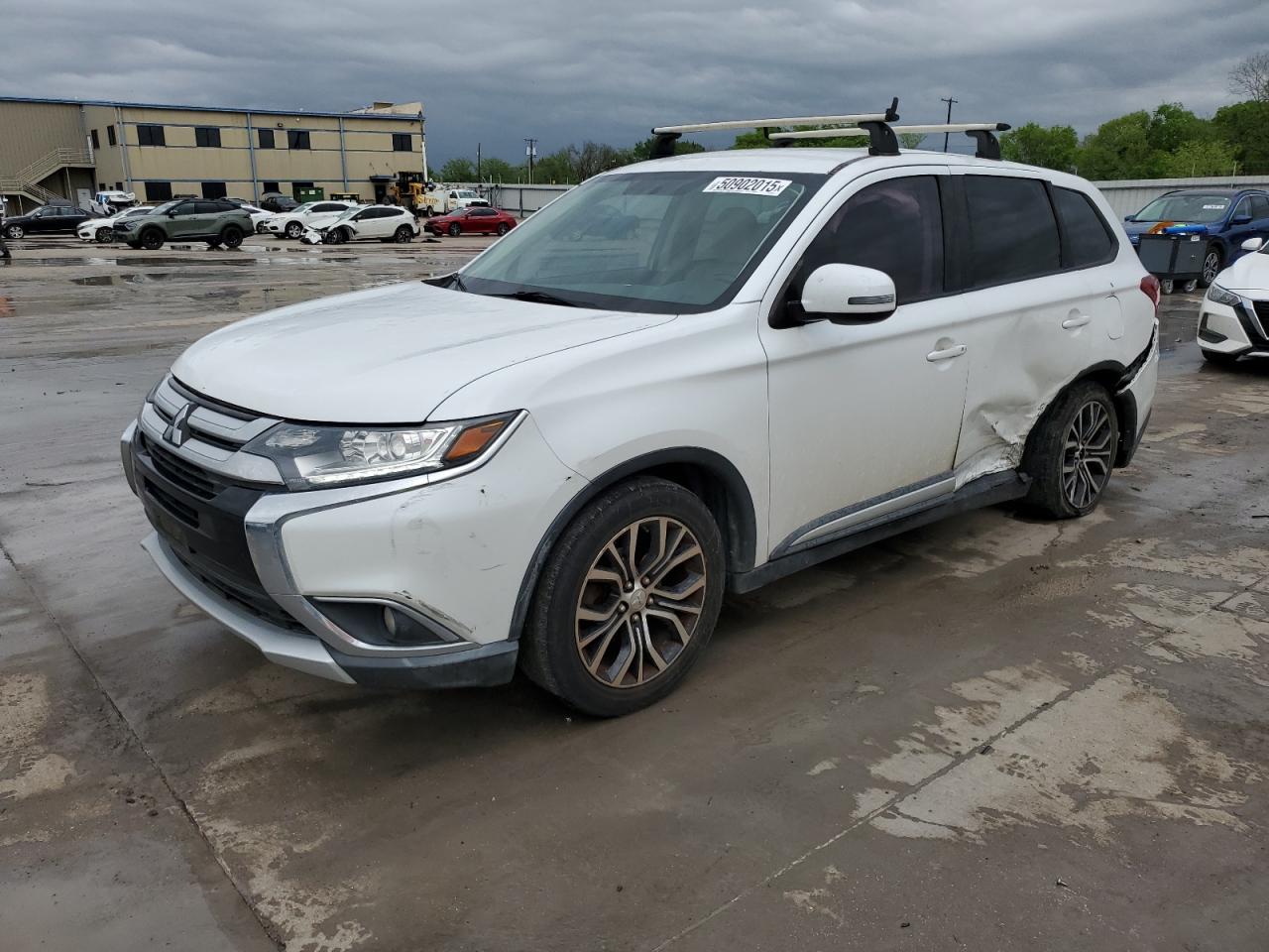 MITSUBISHI OUTLANDER 2017