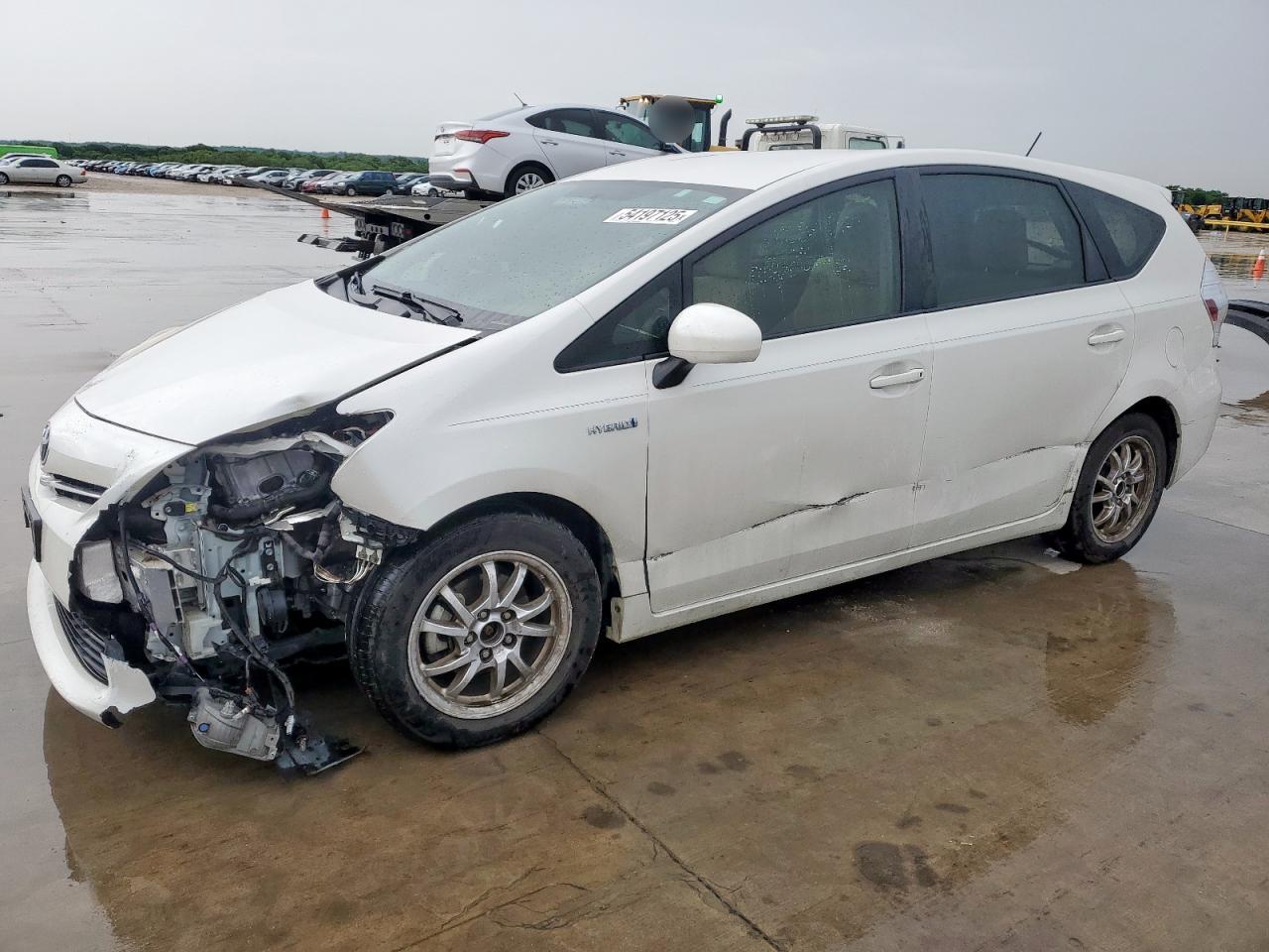 TOYOTA PRIUS V 2012