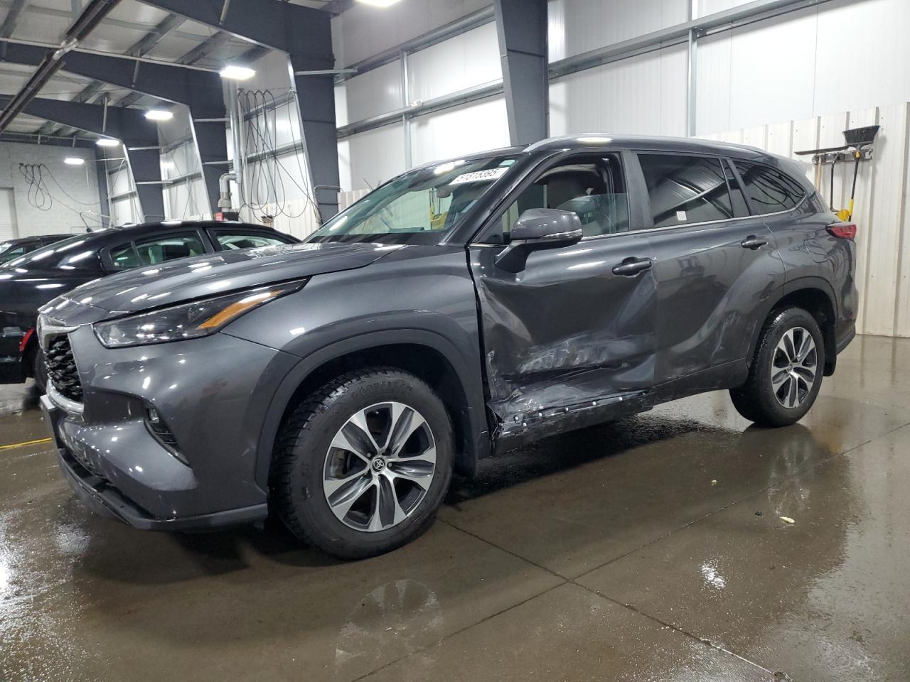 TOYOTA HIGHLANDER 2023