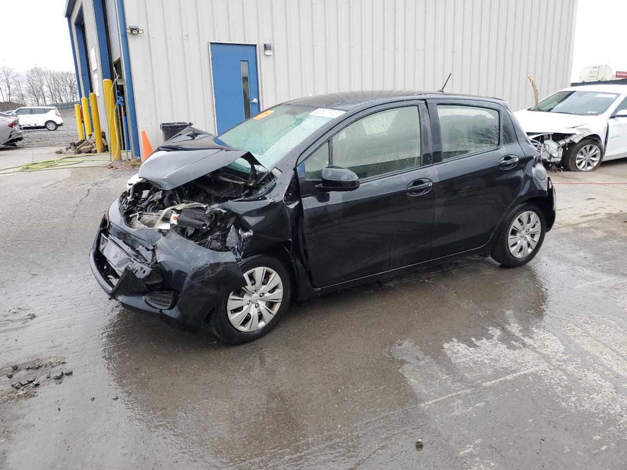 TOYOTA YARIS 2013