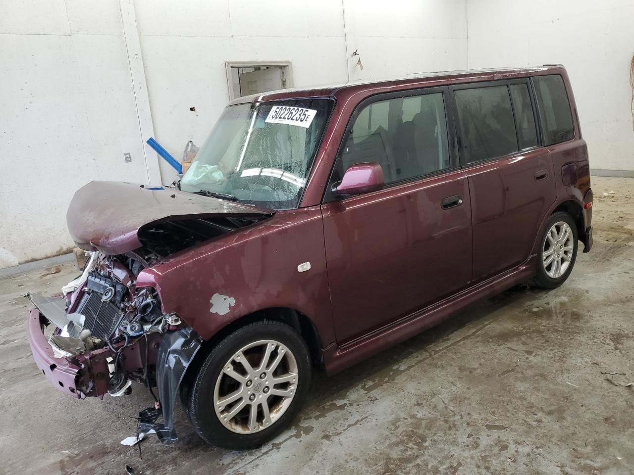 TOYOTA SCION XB 2005