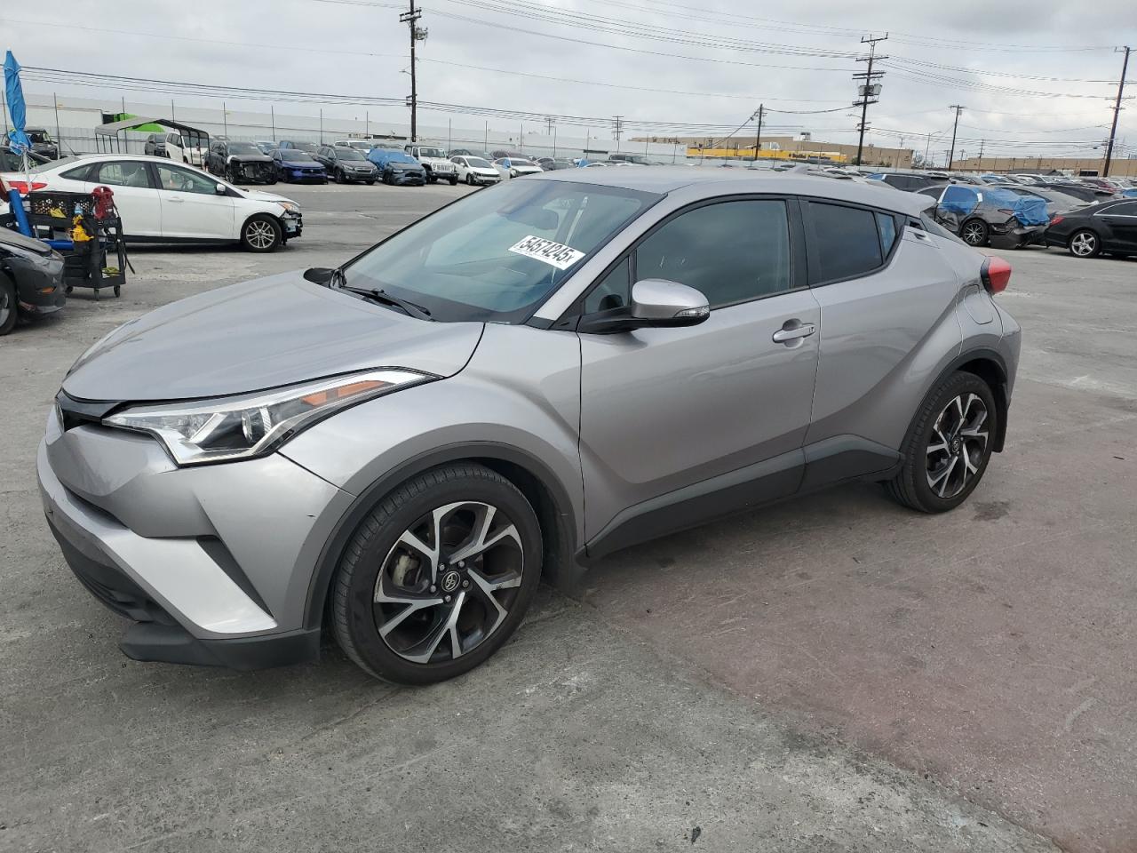 TOYOTA C-HR XLE 2018