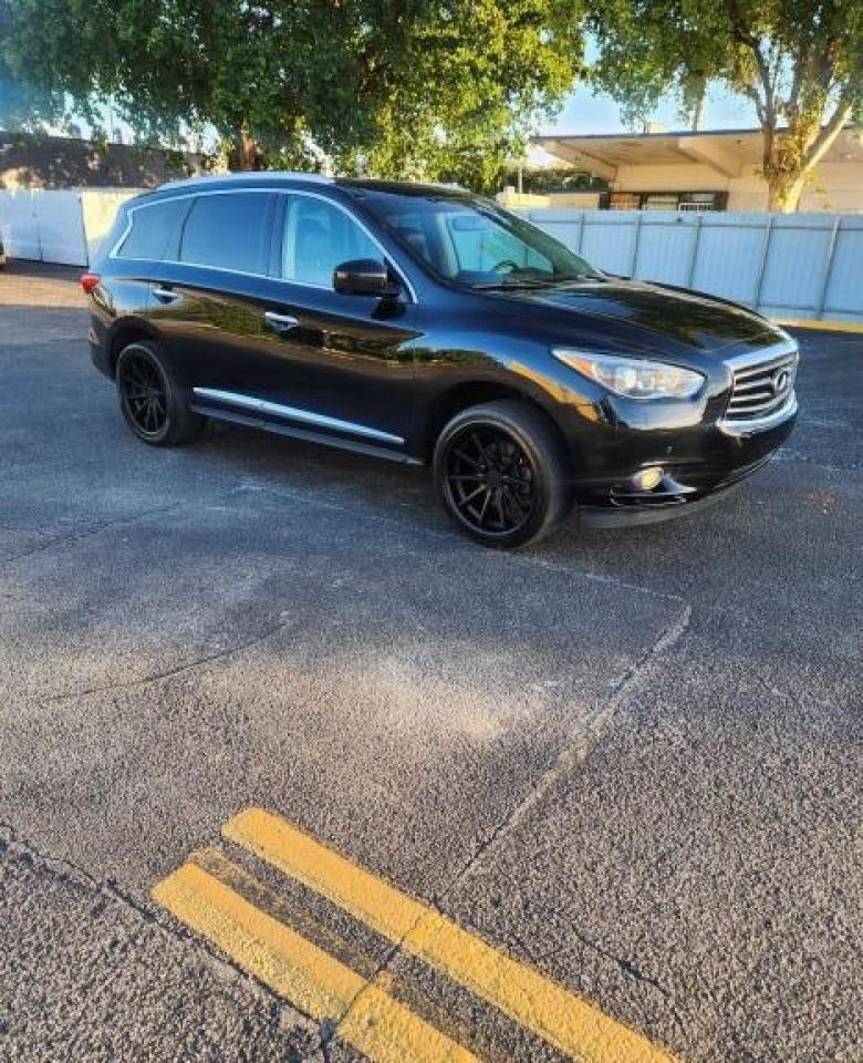 INFINITI JX35 2013