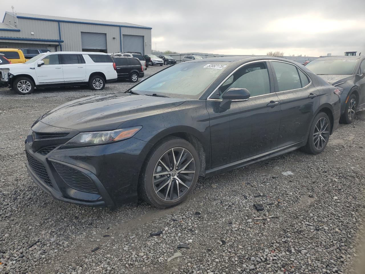 TOYOTA CAMRY SE 2022