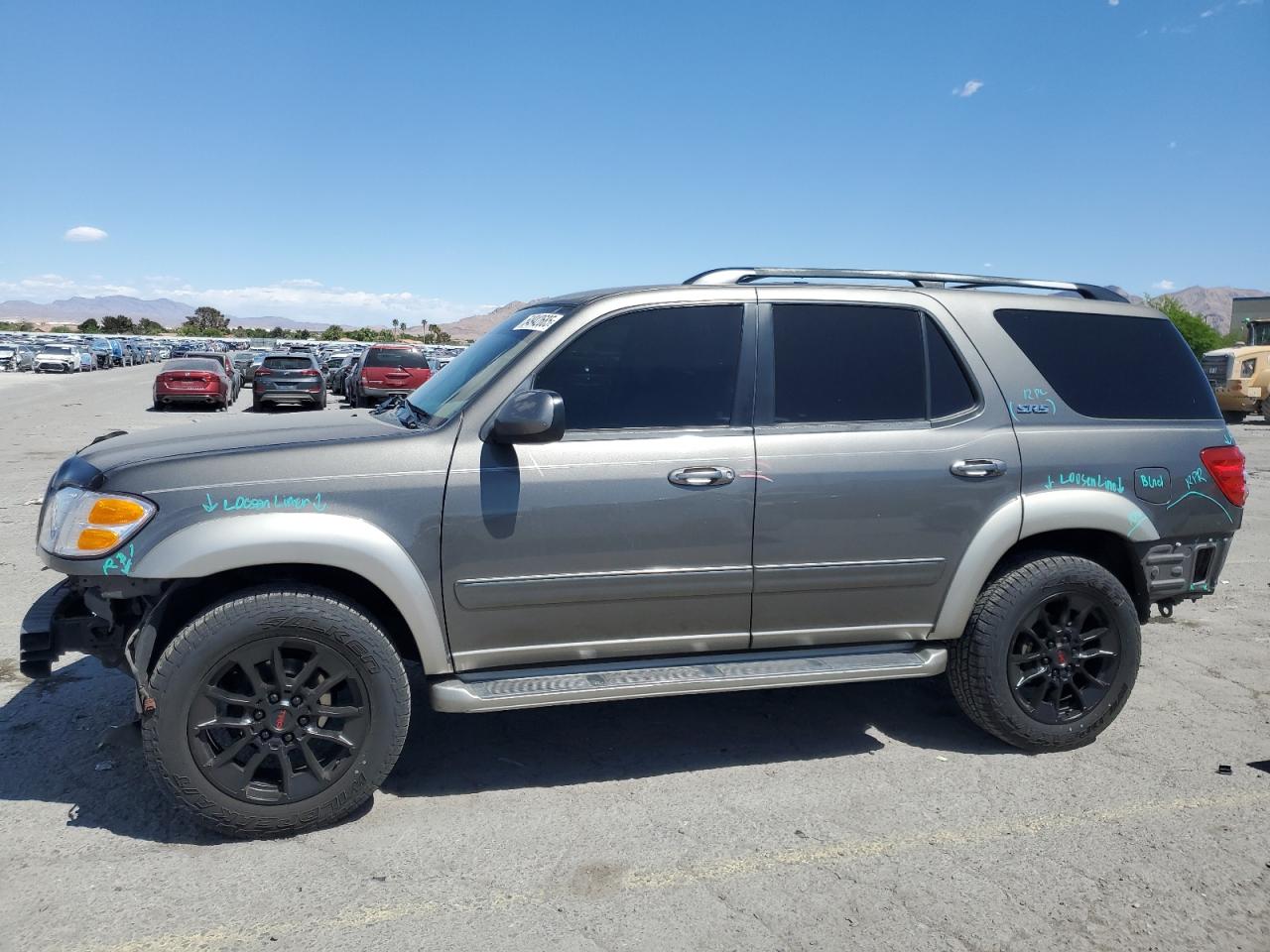 TOYOTA SEQUOIA SR 2004