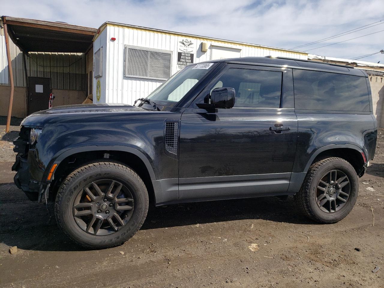 LAND ROVER DEFENDER 9 2023