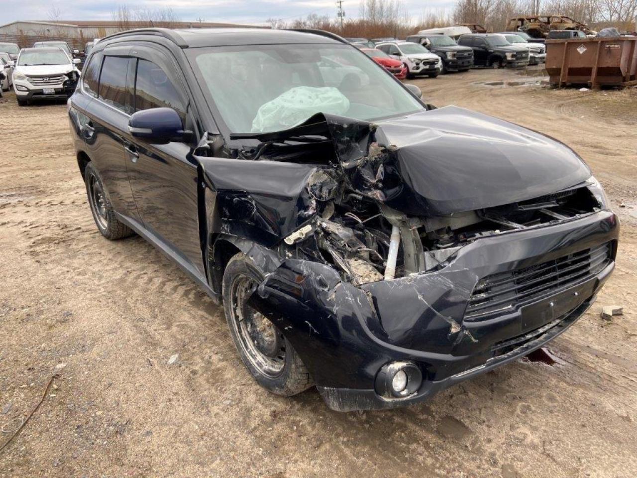 MITSUBISHI OUTLANDER 2014