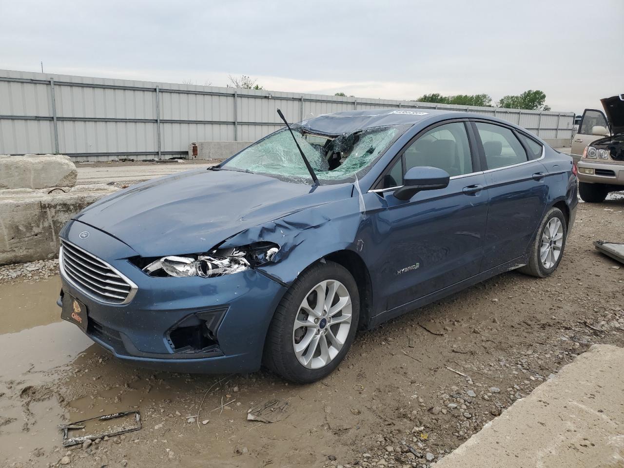 FORD FUSION SE 2019