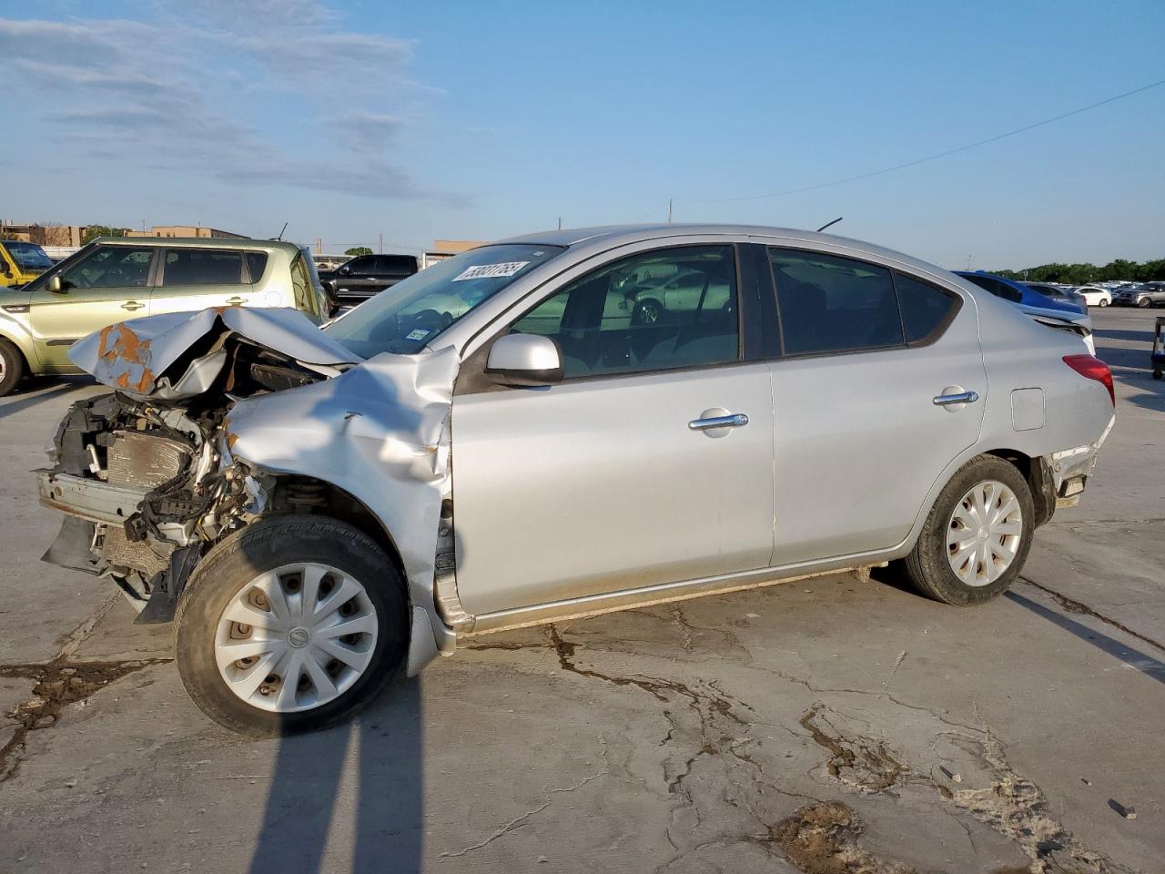 NISSAN VERSA S 2014
