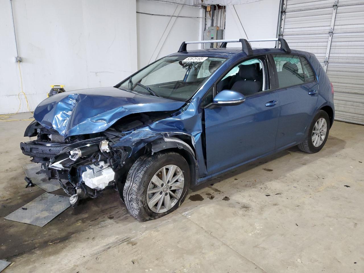 VOLKSWAGEN GOLF S/SE 2016