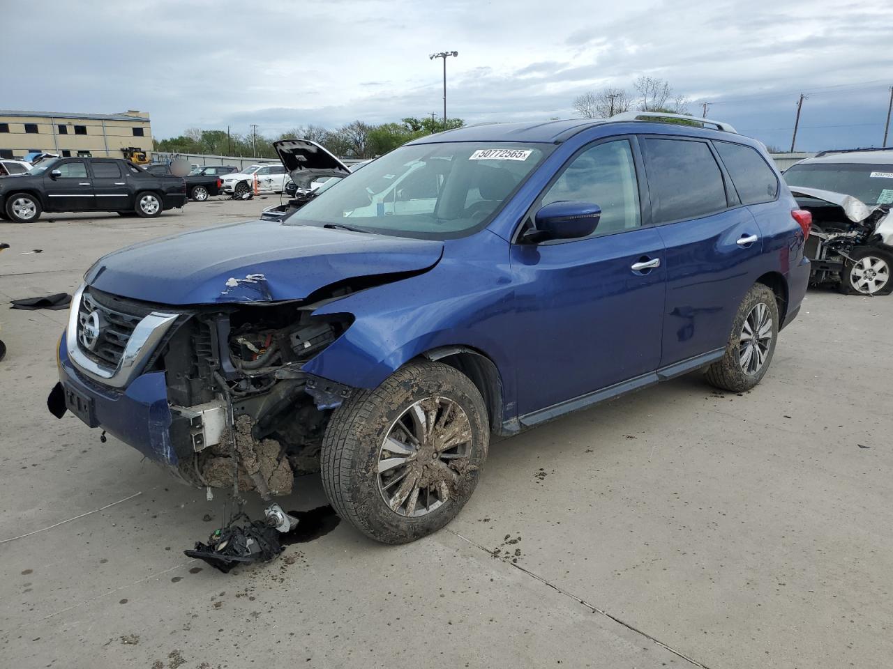 NISSAN PATHFINDER 2018