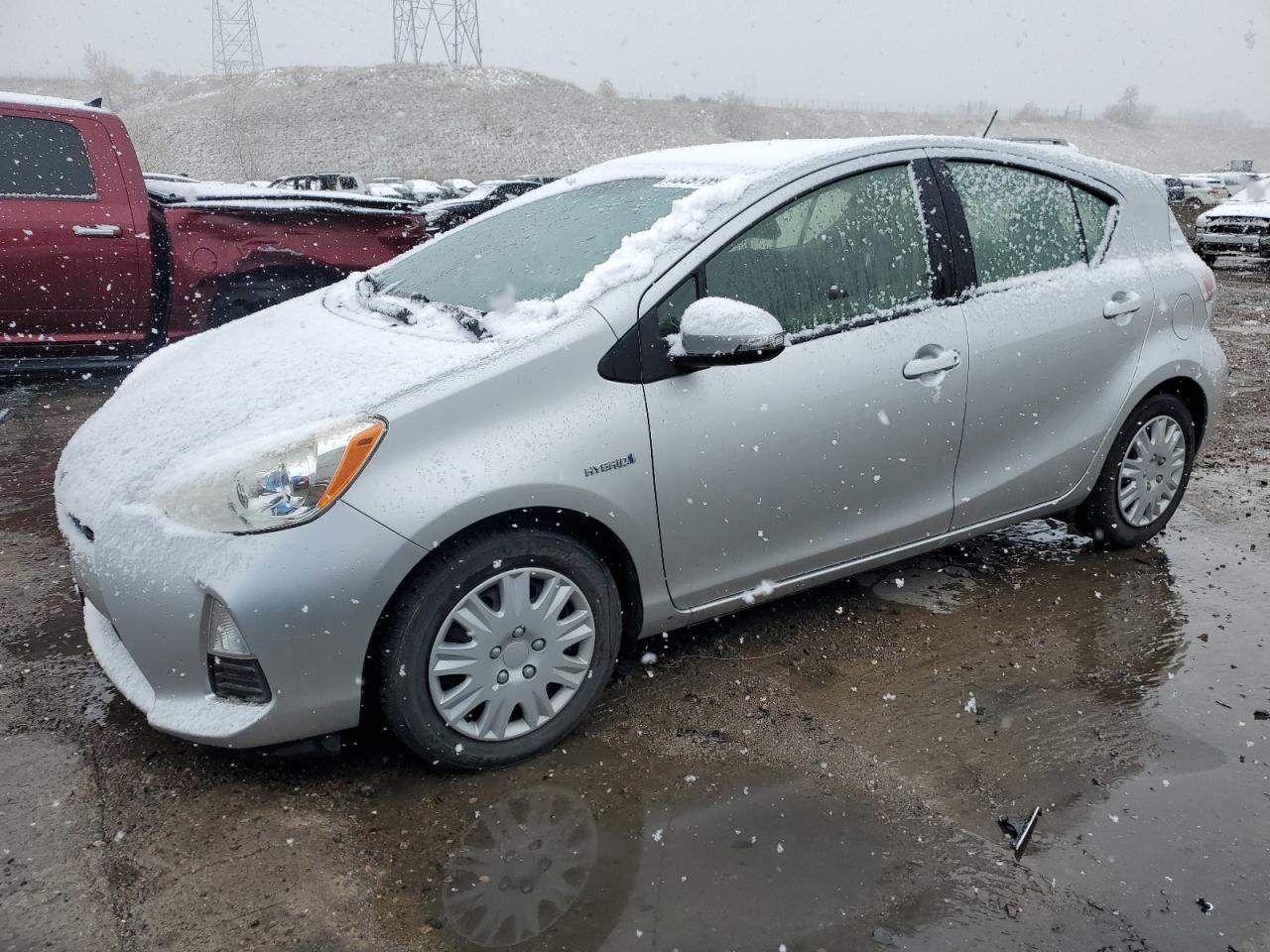 TOYOTA PRIUS C 2014