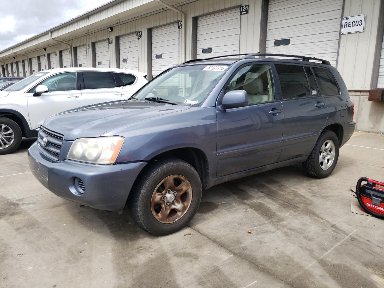TOYOTA HIGHLANDER 2003