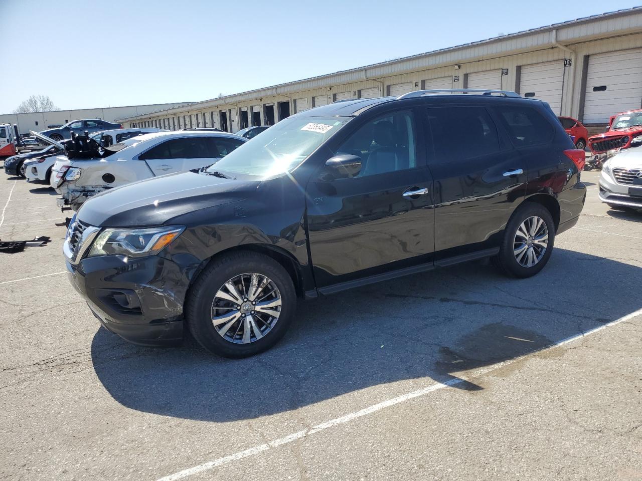 NISSAN PATHFINDER 2019