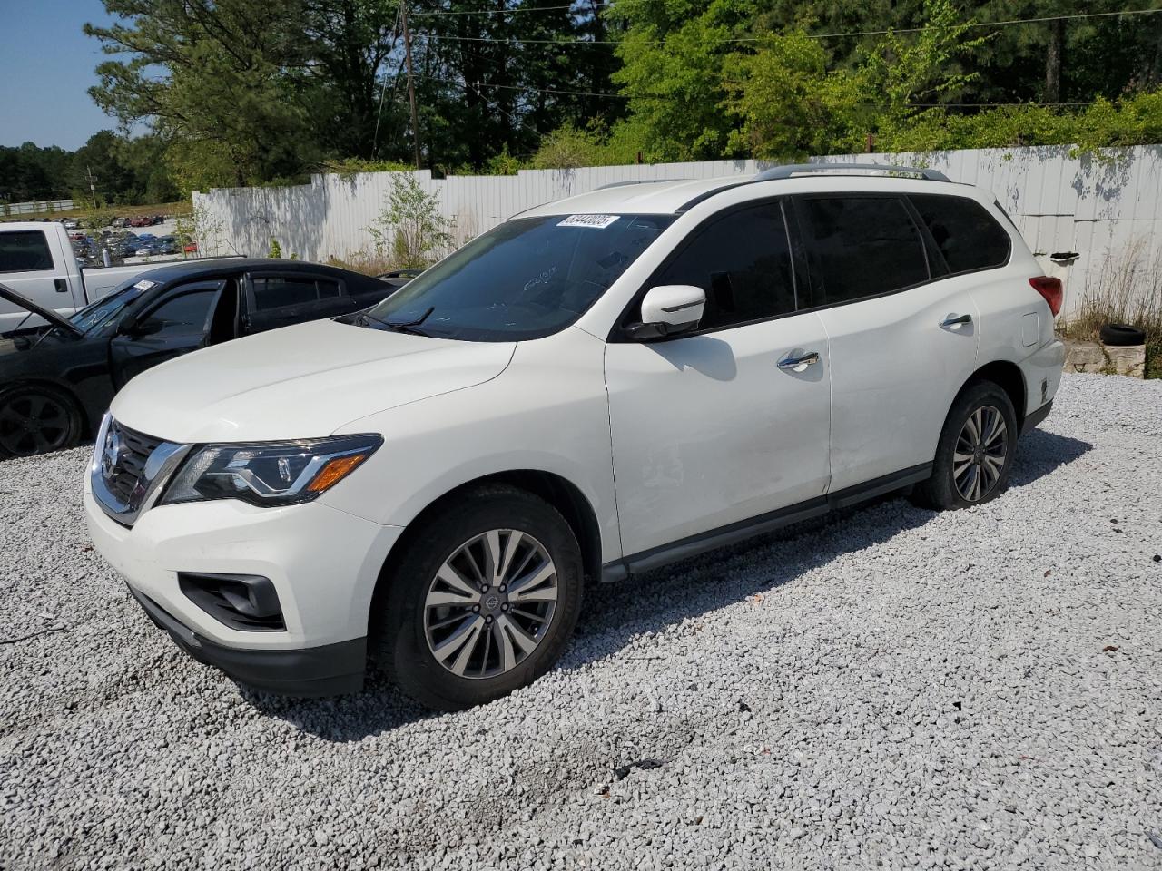 NISSAN PATHFINDER 2019