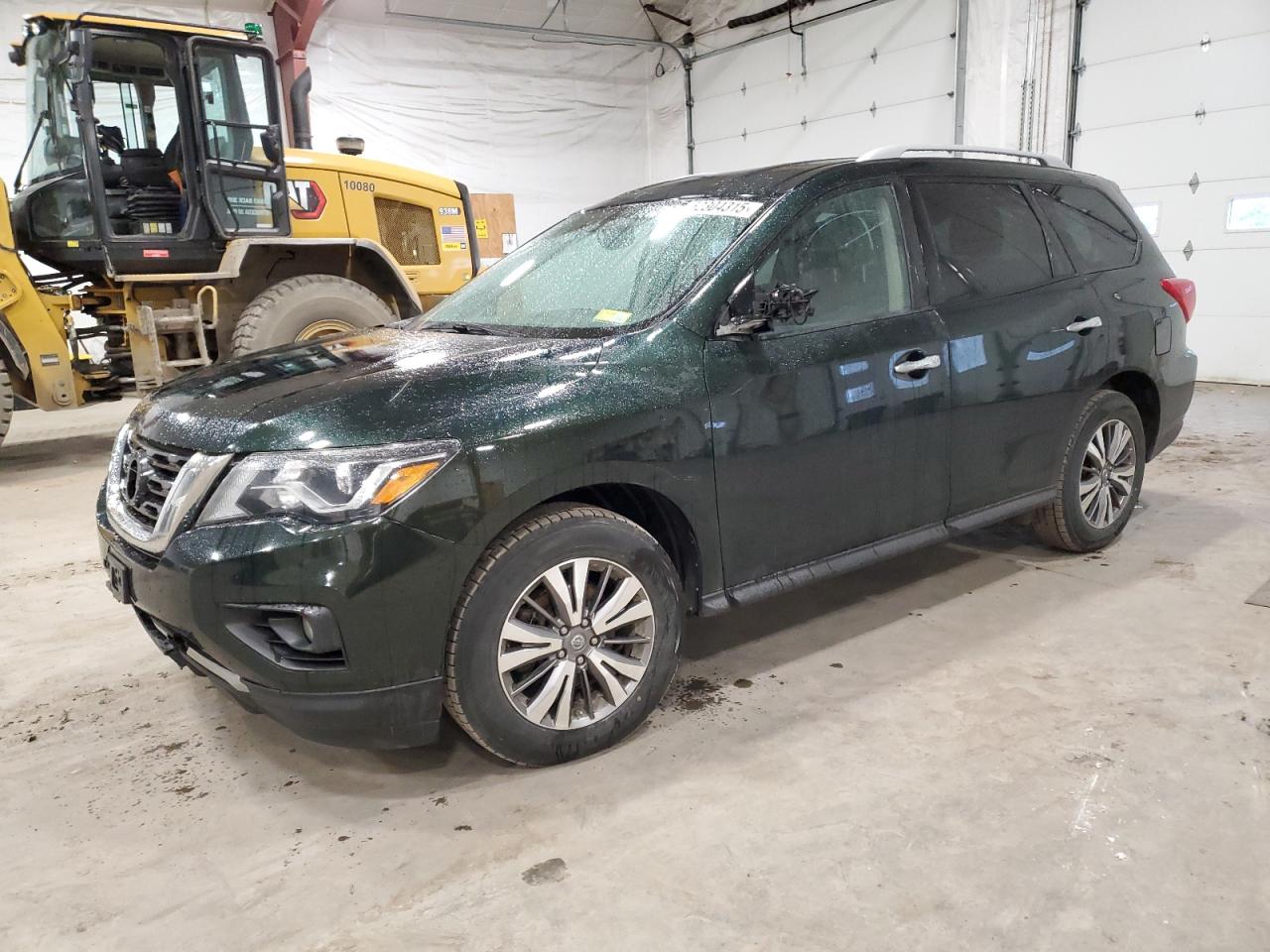 NISSAN PATHFINDER 2019