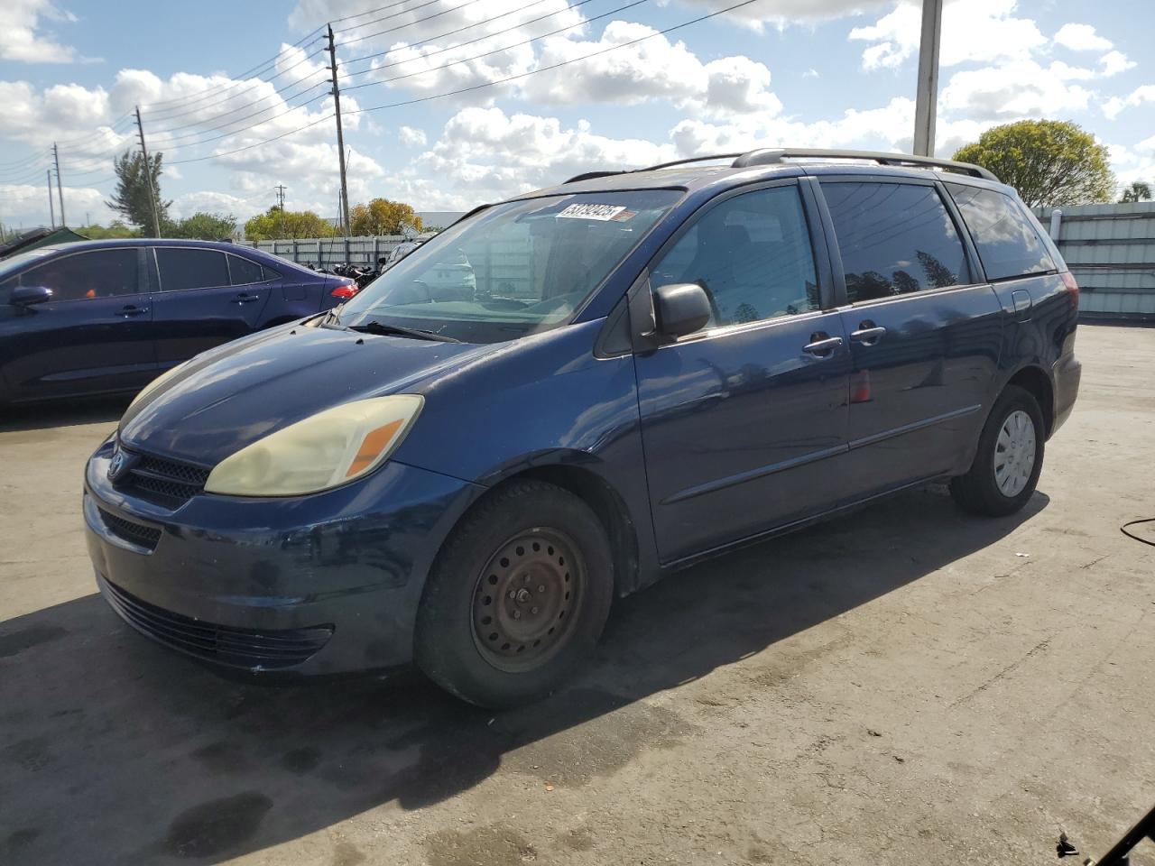 TOYOTA SIENNA CE 2005