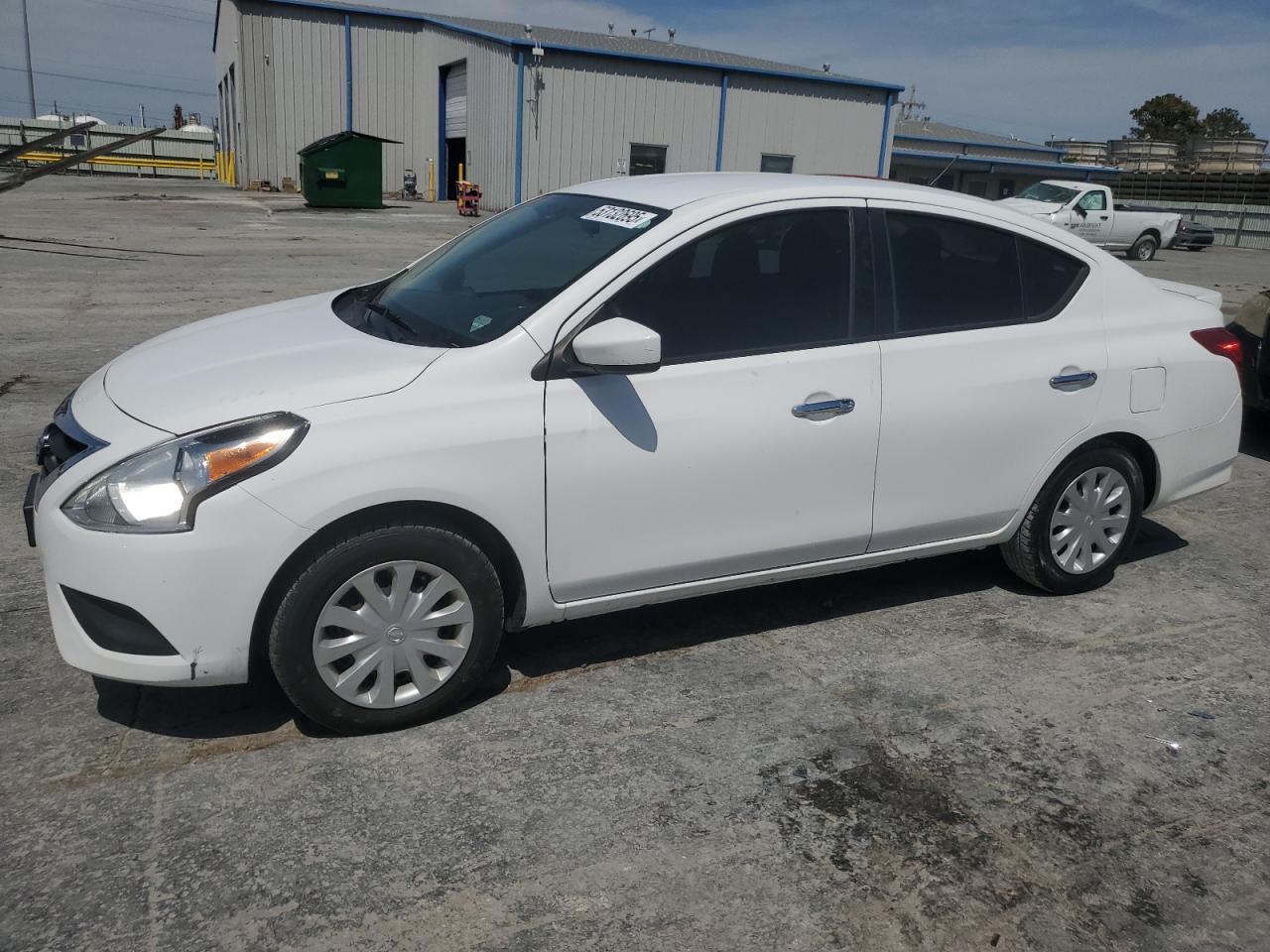 NISSAN VERSA S 2019