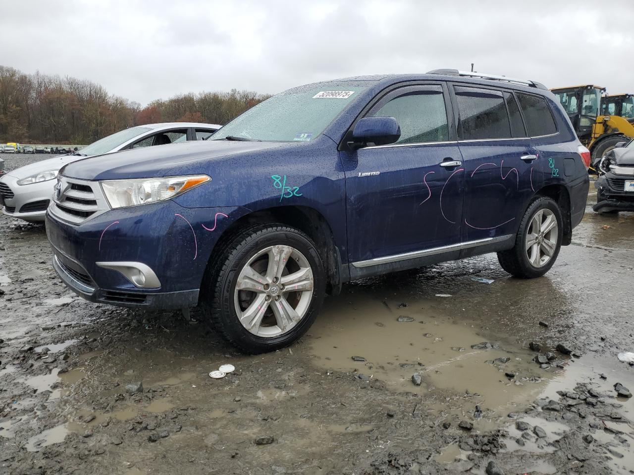 TOYOTA HIGHLANDER 2013